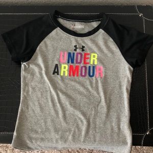Girls under armor T-shirt